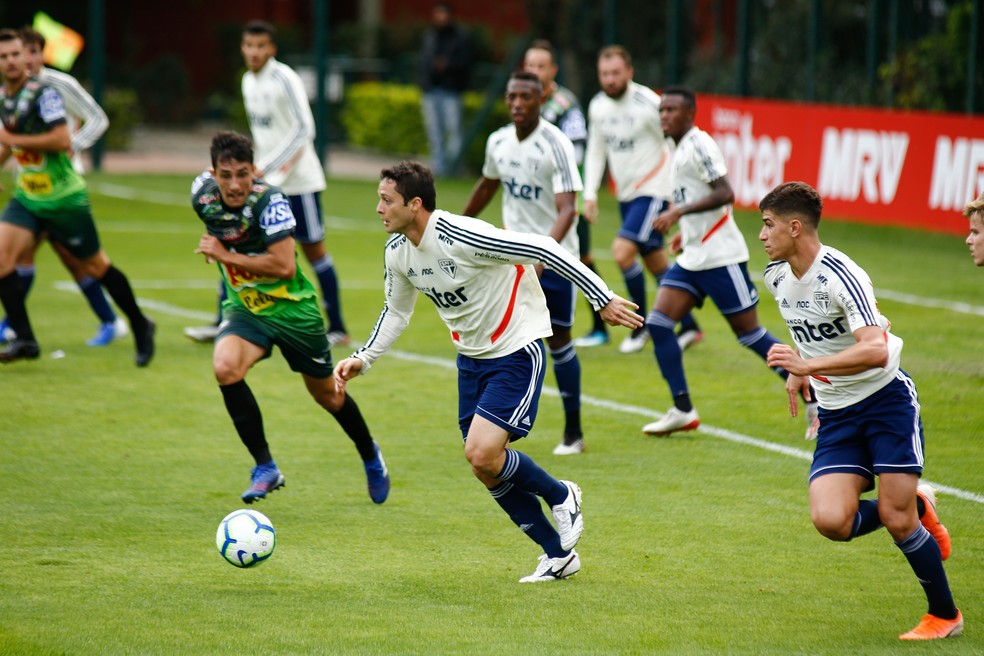 SPNet Reservas do São Paulo vencem o jogo treino contra o