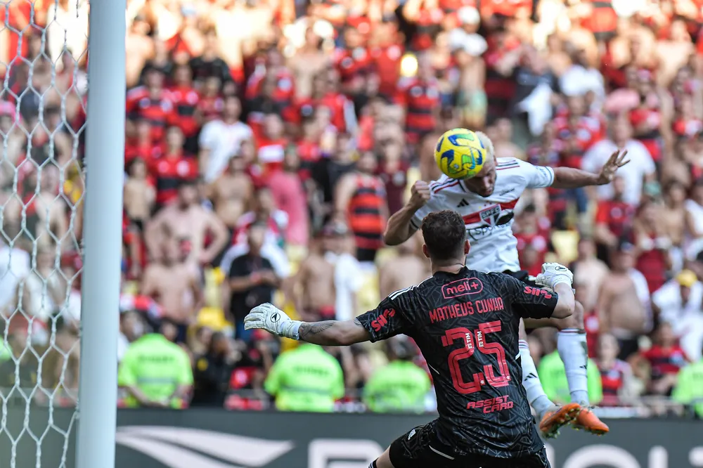 AO VIVO: São Paulo 1 x 1 Flamengo; veja como foi o título tricolor